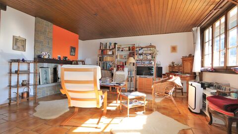 Zu verkaufen: 3.5-Zimmer Wohnung
Mit Sicht auf See und Jura
