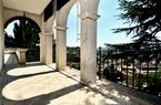 Stately villa in panoramic position and with much privacy