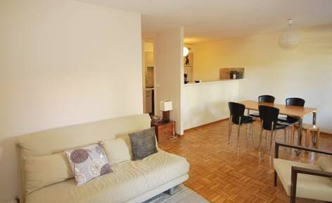 A proximité du centre, quartier calme - appartement de 3.5 pièces