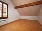 Vaste appartement au dernier étage, disponible de suite!