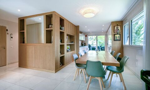Beautiful apartment in the village of Collonge-Bellerive