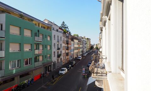 Sunny 3-room apartment with 2 balconies in the Iselin district