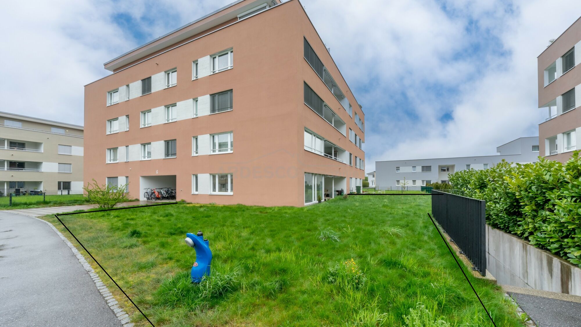 Gartensitzplatz 1