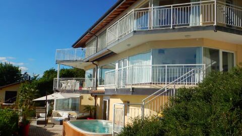 House CH-1091 Grandvaux, Chaudron dessus
