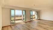 Magnifique appartement en attique avec terrasse et vue sur le lac