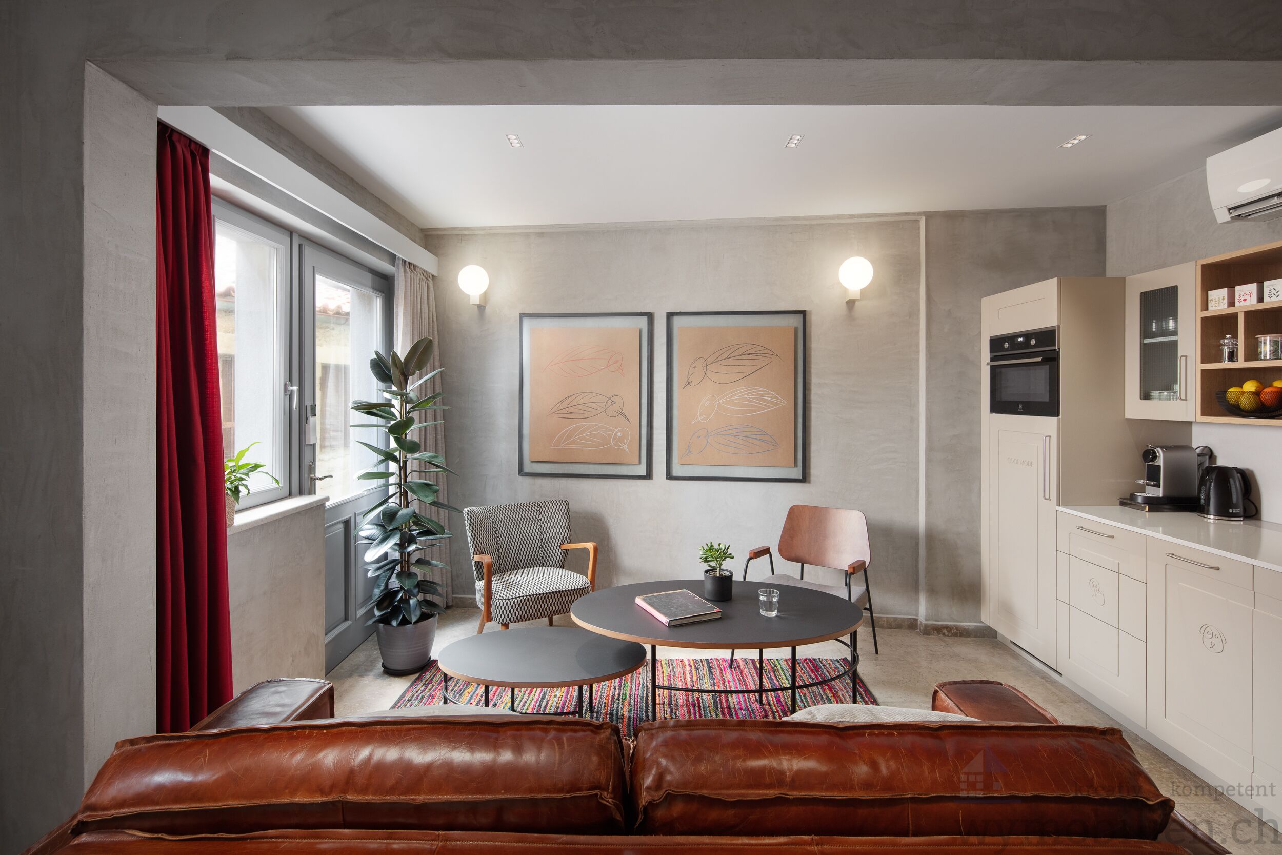 Mirakul Salon mit Küche und Lounge für gemütliche Stunden