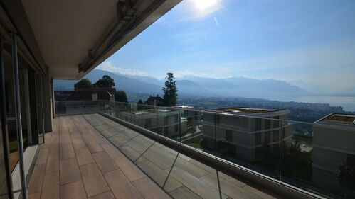 Splendide attique de 6,5 pièces avec vue panoramique
