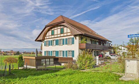 Mehrfamilienhaus mit 2 Wohnungen und Ausbaupotenzial