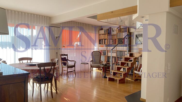 Annecy. Life annuity. Crossing apartment on the top floor.