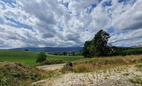 566 m² plot of land with planning permission