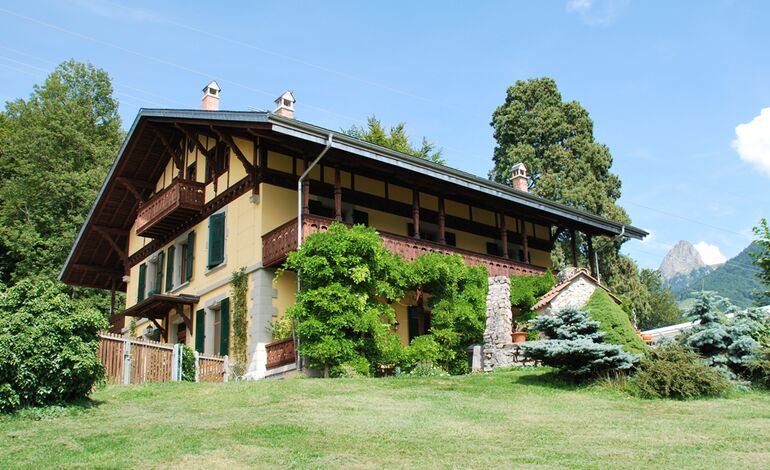 Belle demeure de Maître
avec vue sur le lac Léman