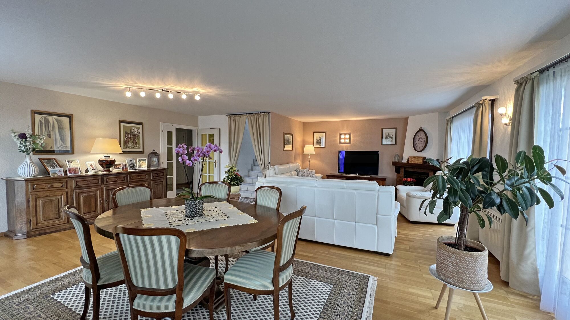 Salle à manger / séjour - Rez-de-chaussée