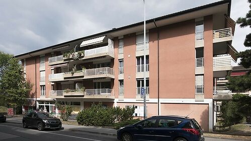 Joined garage CH-1814 La Tour-de-Peilz, Avenue des Alpes 61