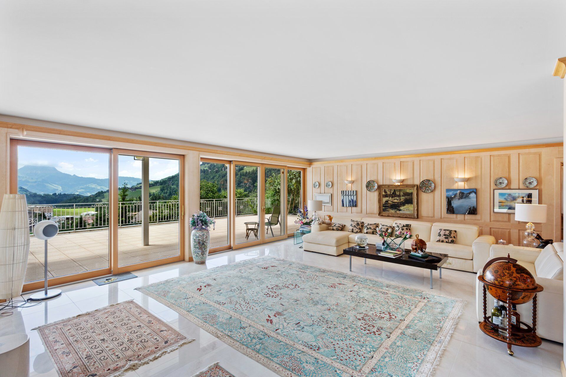 Living room with terrace and garden