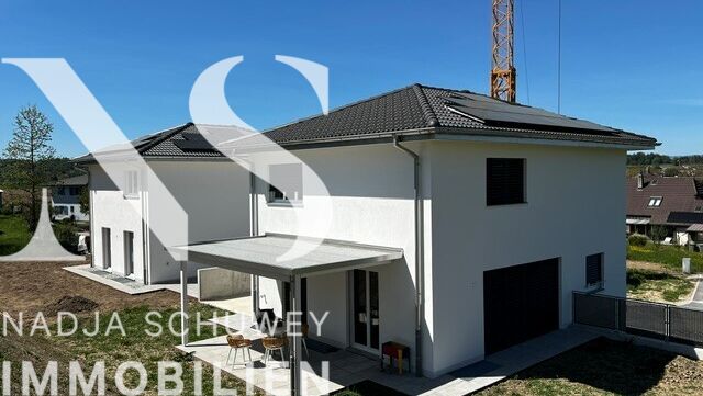 Maison individuelle CH-1792 Guschelmuth
