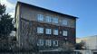 Mehrfamilienhaus mit Doppelgarage und Baulandreserve