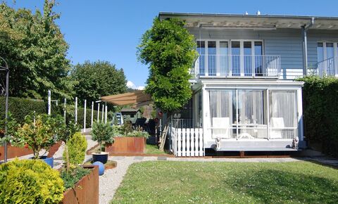 Hochwertige, ökologische 6.5 Zi.- Liegenschaft mit super Gartenanlage
