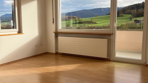 3.5 Zimmerwohnung mit grossem Balkon.
