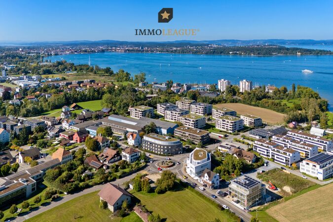 Die Lage punktet mit der Nähe zum See und einem gepflegten Umfeld mit kurzer Distanz zu Infrastruktur und Natur.