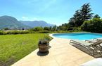 Splendida villa  con piscina in esclusiva tranquilla area residenziale