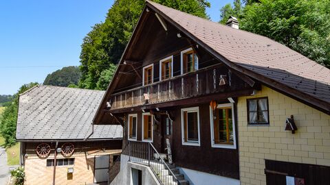 House for refurbishment CH-3158 Guggisberg