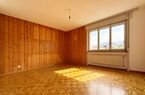 Spacieux appartement 4½ pièces au rez-sup.
dans une petite maison