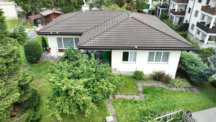 Charmantes Einfamilienhaus mit Ausbaupotential an ruhiger Lage