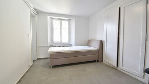 Möblierte 1 Zimmer-Apartment Nr. 3 an zentraler Lage in Döttingen