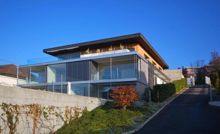 Appartement de 4.5 pièces
avec vue panoramique sur le lac