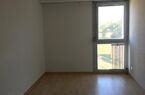 APPARTEMENT DE 4 PIECES 
PROCHE DE TOUTES COMMODITES