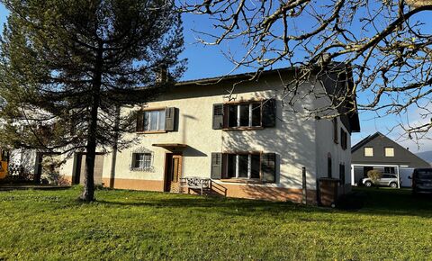 6.5-room detached house with workshop, storeroom and garages