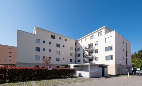 Moderne und grosszügige Wohnung