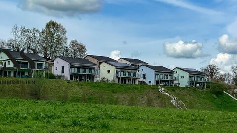 Einzigartiges 4.5 Zimmer Terrassenhaus D