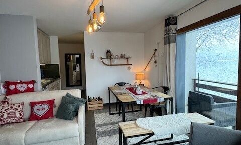 Bel appartement de 2.5 pièces au coeur de la station, place de parc