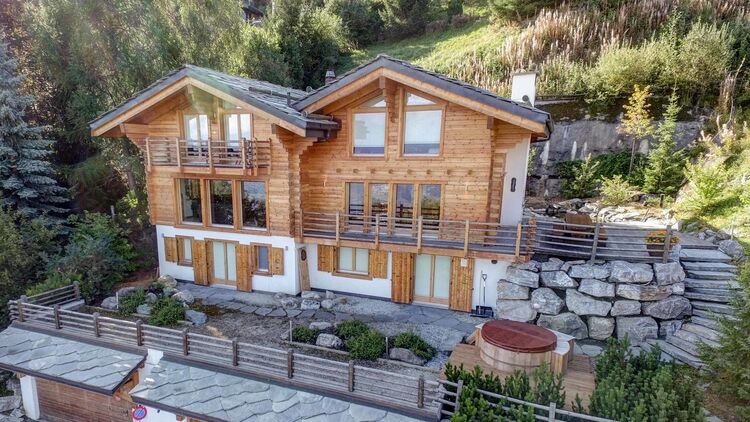 Chalet d’exception avec vue magnifique à Haute-Nendaz !