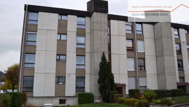 Wunderbare 2 1/2-Zimmerwohnung mit Einstellhallenplatz