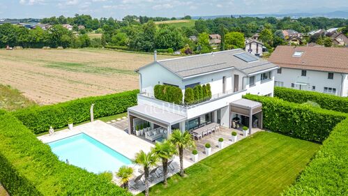 Villa individuelle de 6.5 pièces, moderne meublée avec piscine au coeur de la Côte