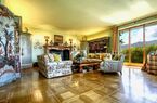Spaziosa ed elegantissima villa di prestigio con una magnifica vista