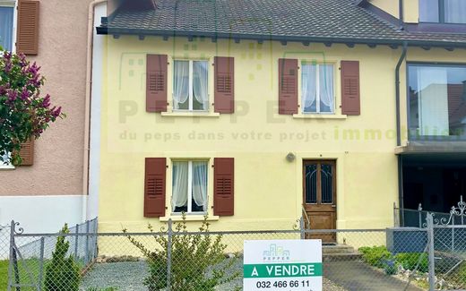 Attached house CH-2950 Courgenay