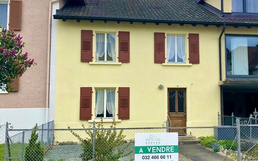 Attached house CH-2950 Courgenay