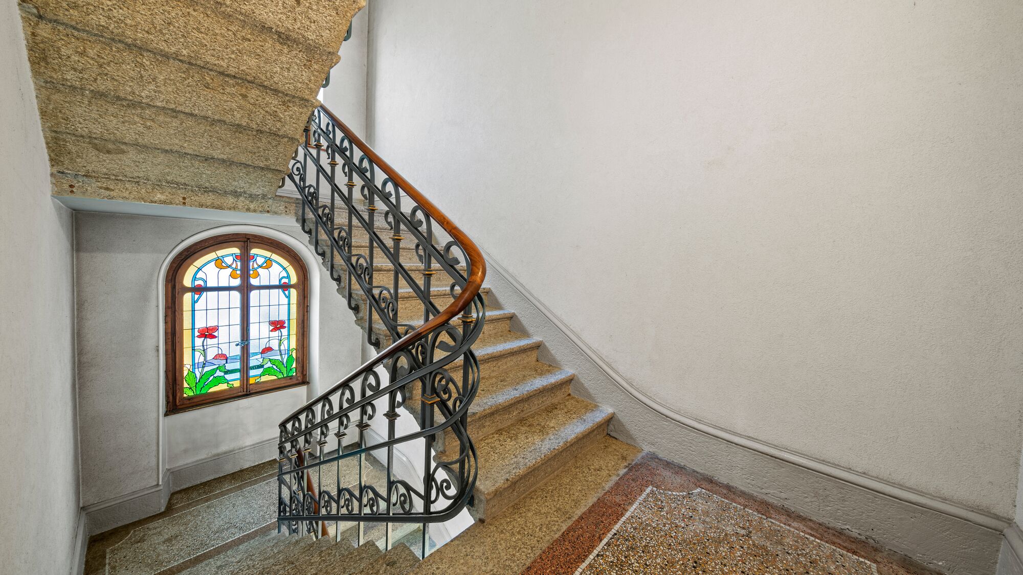 Picture 10