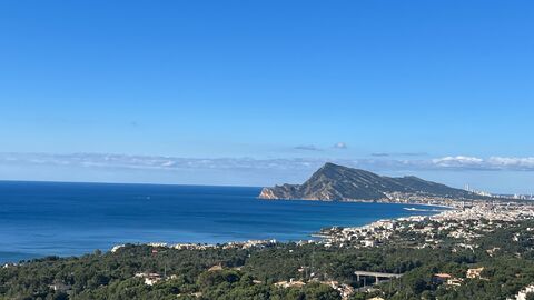 Magnifique villa individuelle ensoleillée vue panoramique mer montagne