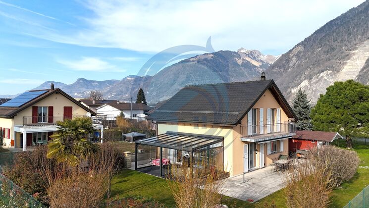 CHARMANTE MAISON INDIVIDUELLE DE 4.5 PIÈCES