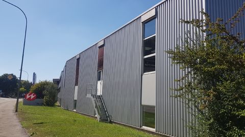 Niederwangen b. Bern, à louer, atelier/dépôt pour le stockage, 2159 m2