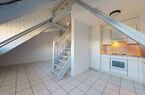 APPARTEMENT DE 4 PIECES
DANS UNE ANCIENNE FERME