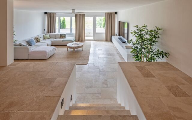 Modern and stylish Apartment