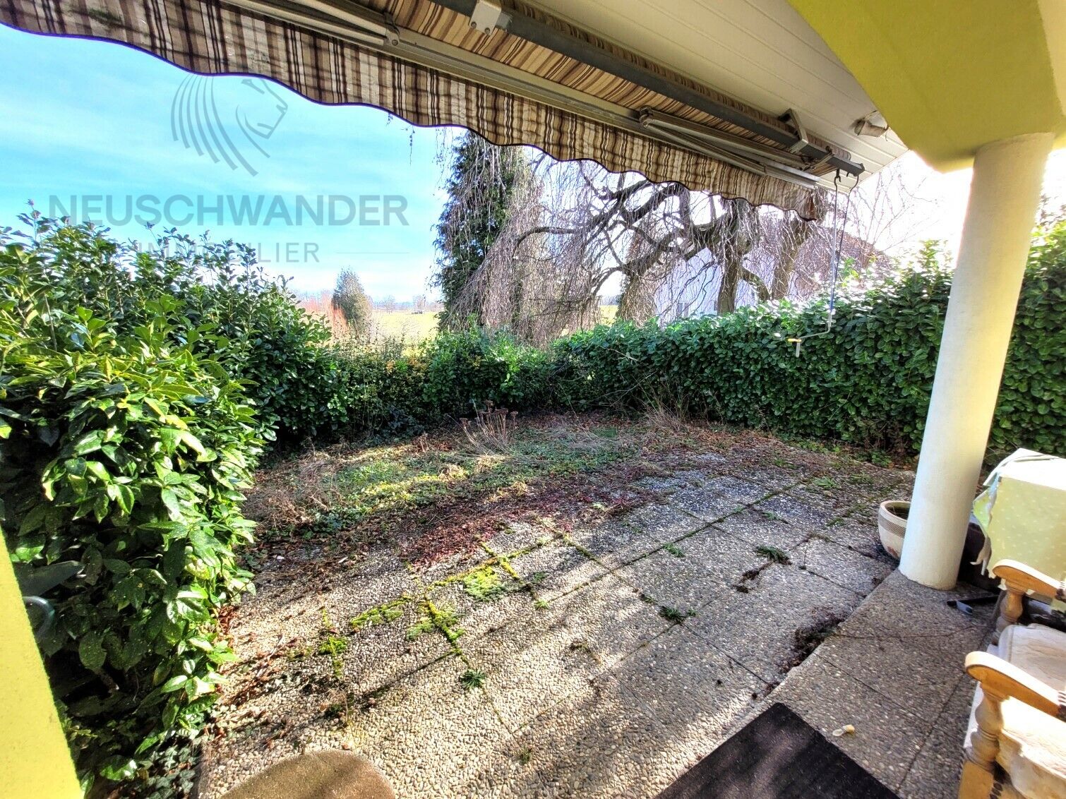 Neuschwander Immobilier Ruhig und großes Grundstück mit Teich