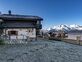 Cadre de vie bucolique pour ce chalet avec parcelle constructible