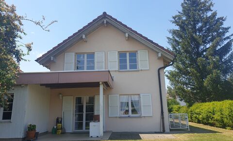 Maison familiale de 6.5 pièces avec vue dégagée