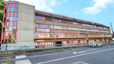 BUREAUX AVEC ENTREPÔT / ATELIER AMÉNAGÉ